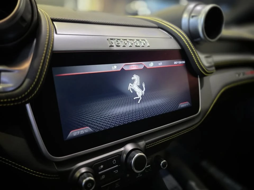 2018 Ferrari GTC4Lusso T - Image 11 of 15