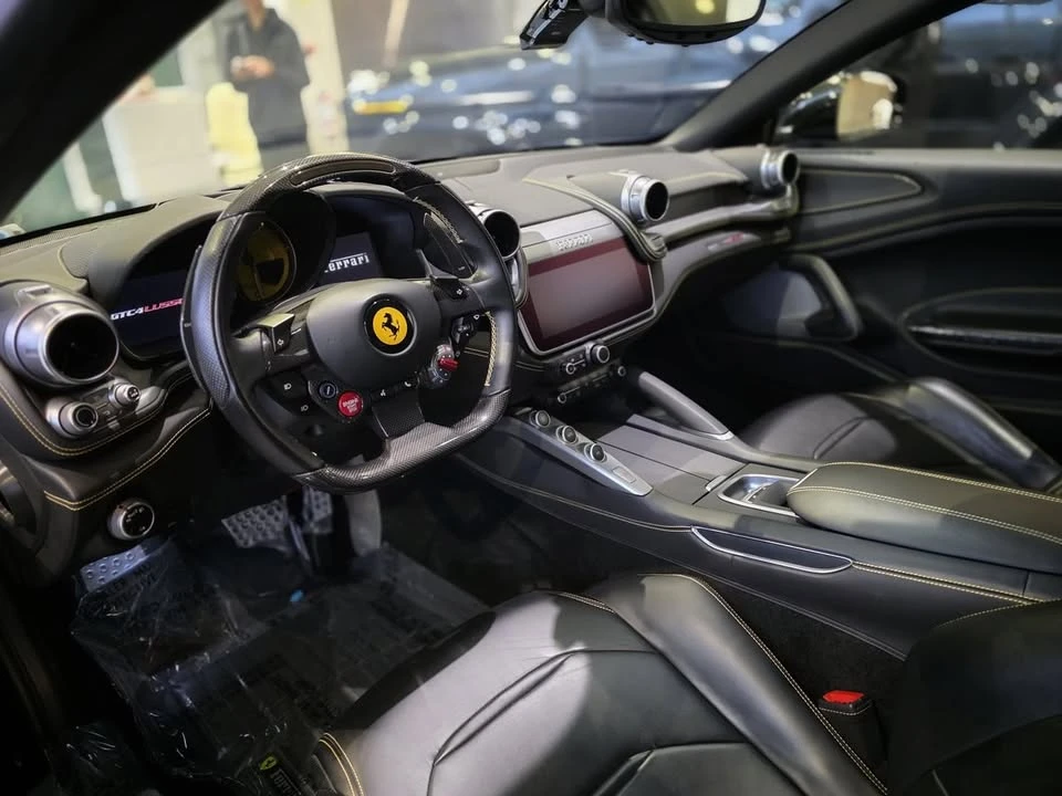 2018 Ferrari GTC4Lusso T - Image 10 of 15