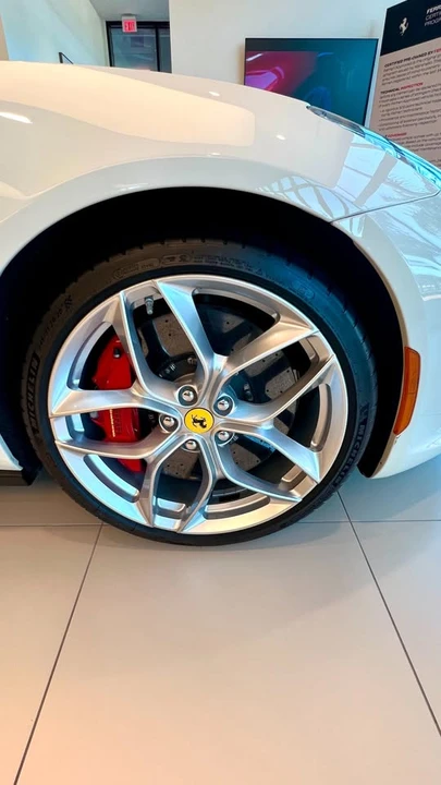 2018 Ferrari GTC4Lusso T - Image 12 of 12