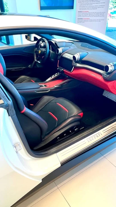 2018 Ferrari GTC4Lusso T - Image 4 of 12