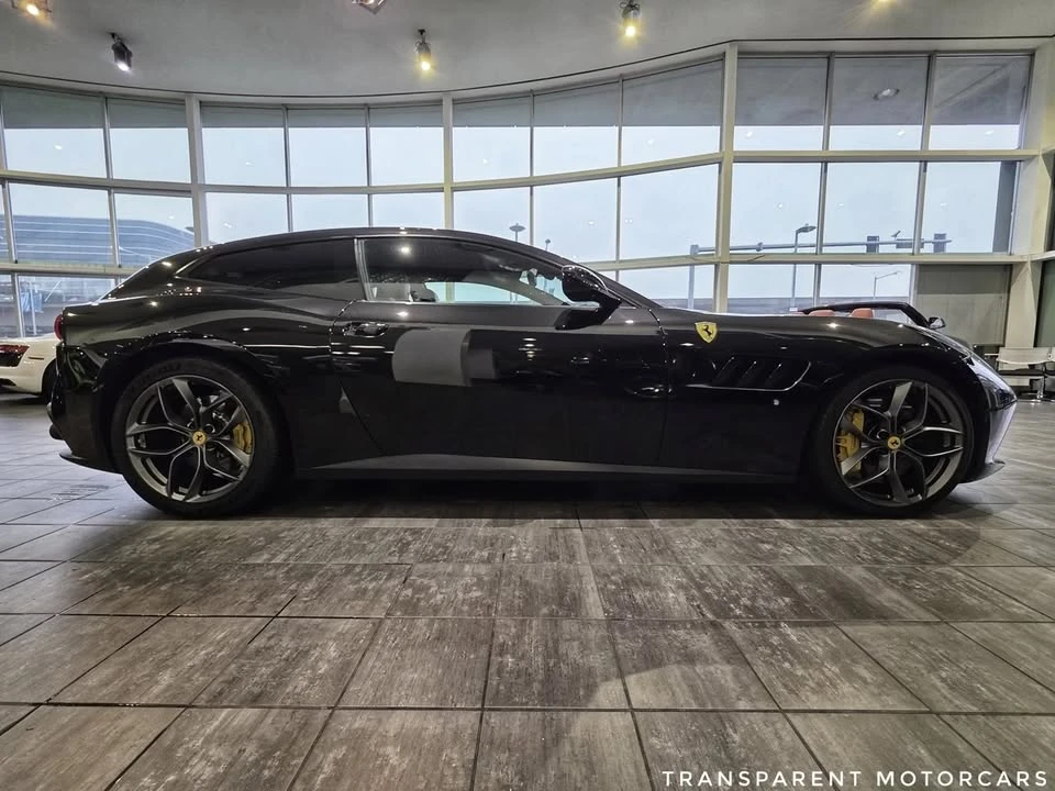 2018 Ferrari GTC4Lusso T - Image 10 of 11