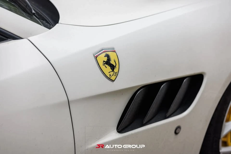 2018 Ferrari GTC4Lusso T - Image 7 of 20