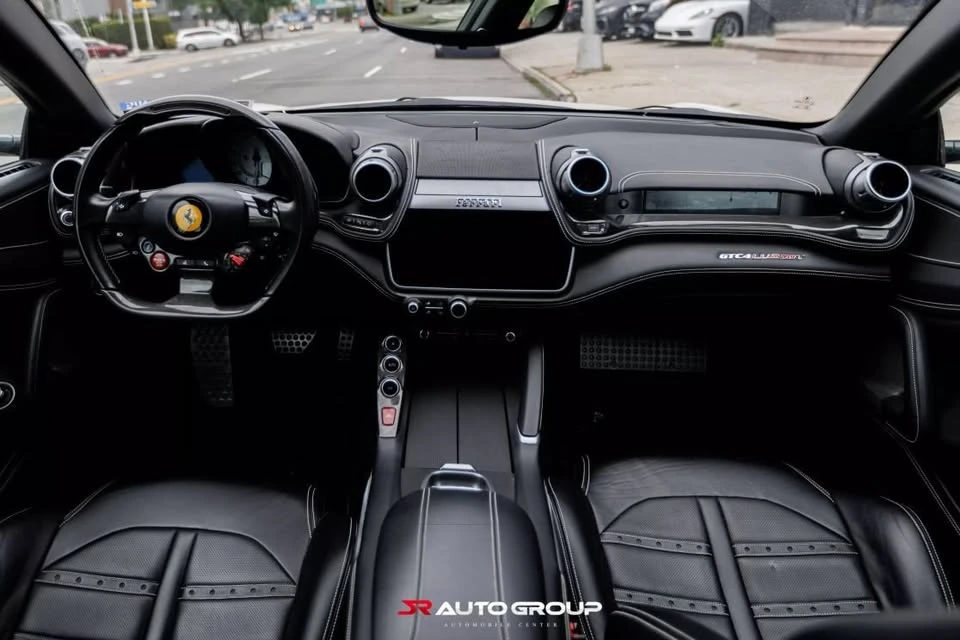2018 Ferrari GTC4Lusso T - Image 15 of 20