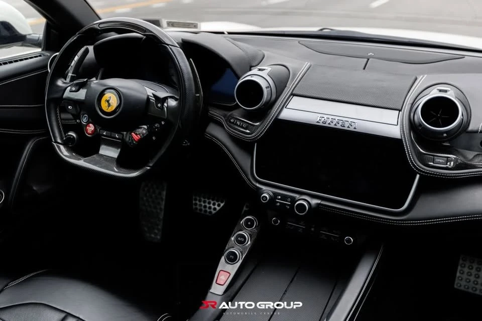 2018 Ferrari GTC4Lusso T - Image 16 of 20