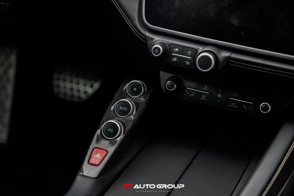 2018 Ferrari GTC4Lusso T - Image 14 of 20