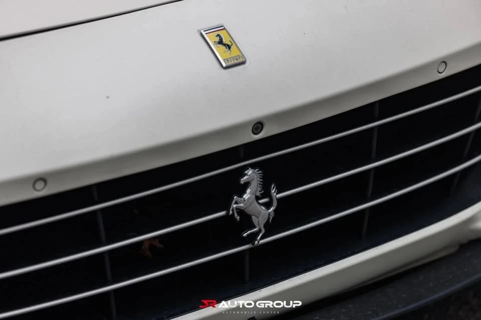 2018 Ferrari GTC4Lusso T - Image 8 of 20