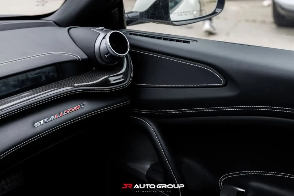 2018 Ferrari GTC4Lusso T - Image 17 of 20