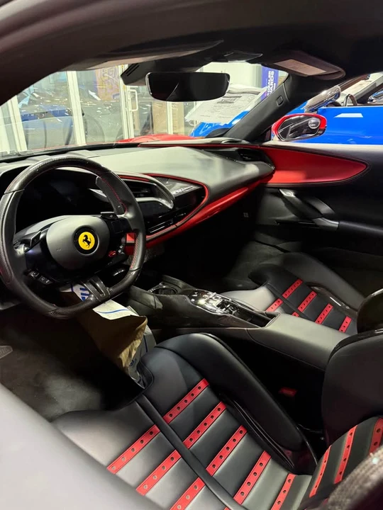 2018 Ferrari SF90 Stradale - Image 5 of 6