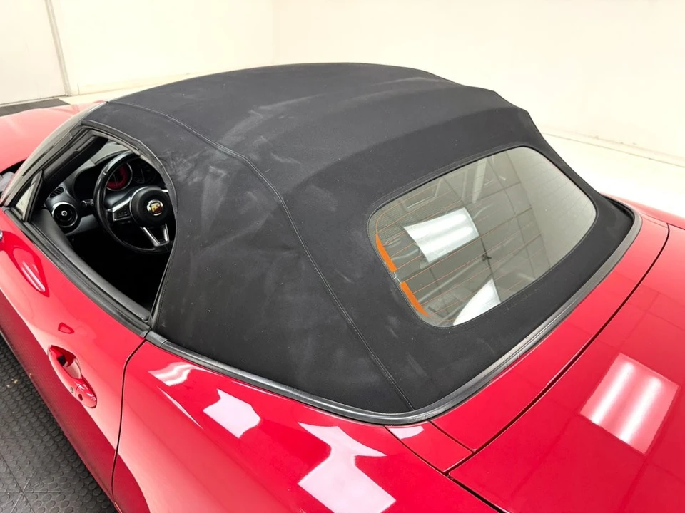 2018 Fiat 124 Spider - Image 20 of 31