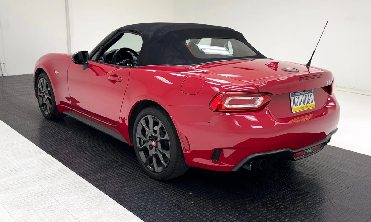 2018 Fiat 124 Spider - Image 5 of 31