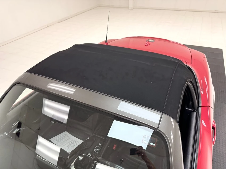 2018 Fiat 124 Spider - Image 17 of 31