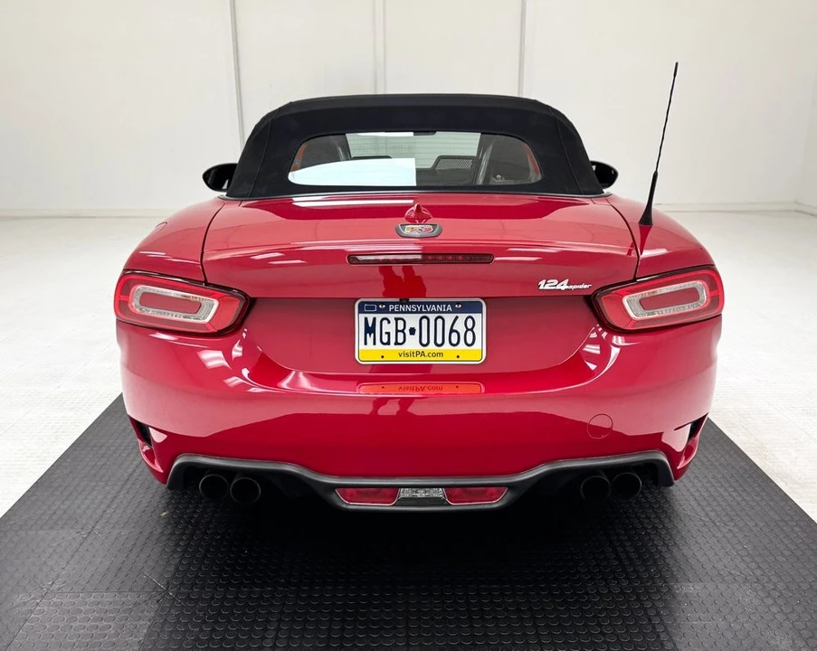 2018 Fiat 124 Spider - Image 7 of 31