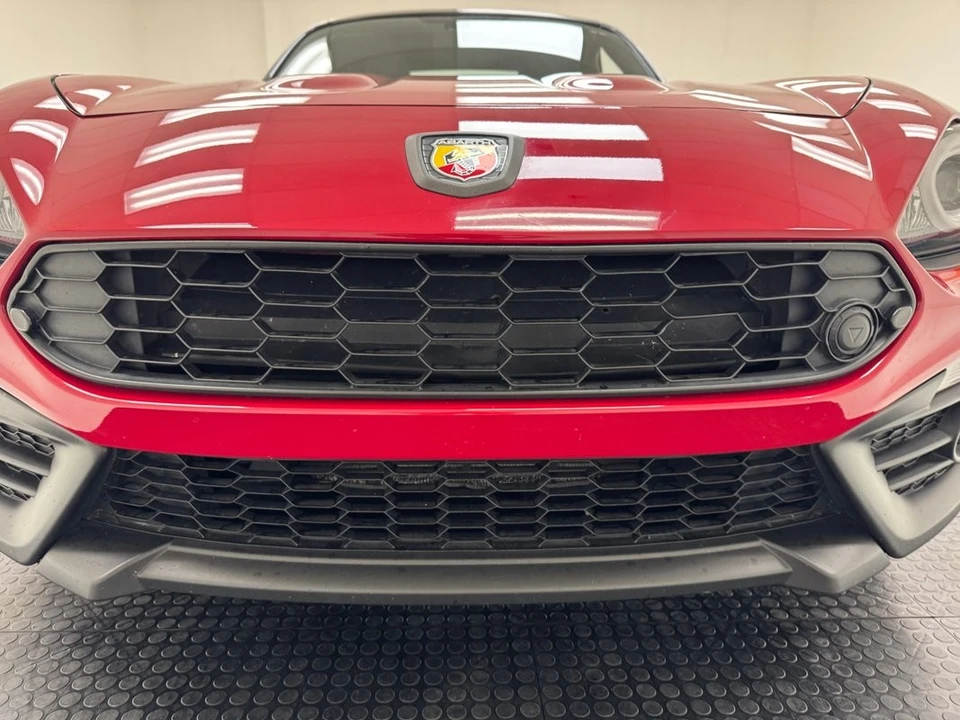 2018 Fiat 124 Spider - Image 12 of 31