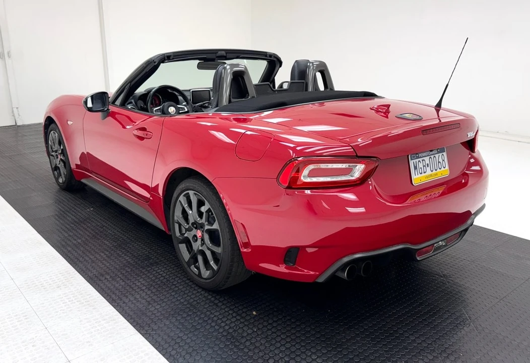 2018 Fiat 124 Spider - Image 6 of 31