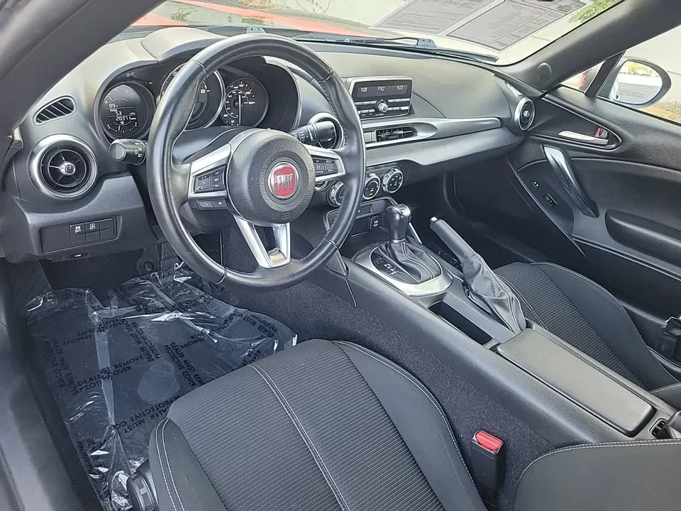2018 Fiat 124 Spider - Image 13 of 15