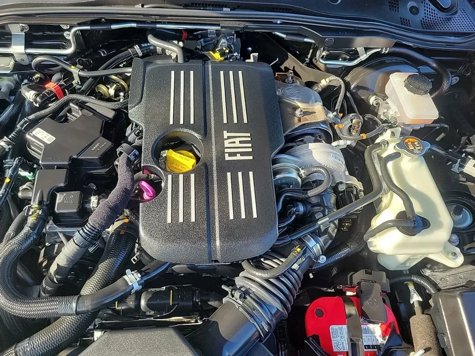 2018 Fiat 124 Spider - Image 9 of 15