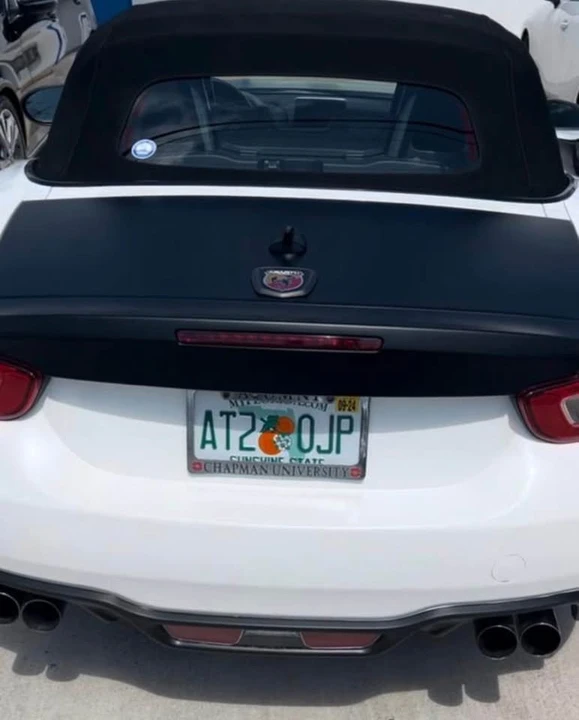 2018 Fiat 124 Spider - Image 2 of 17