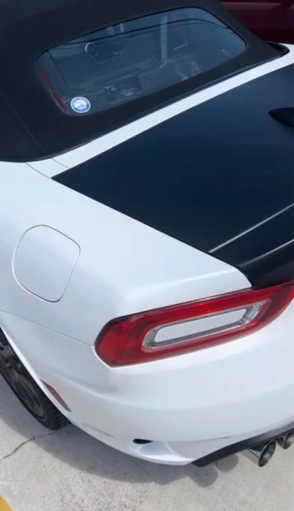 2018 Fiat 124 Spider - Image 9 of 17