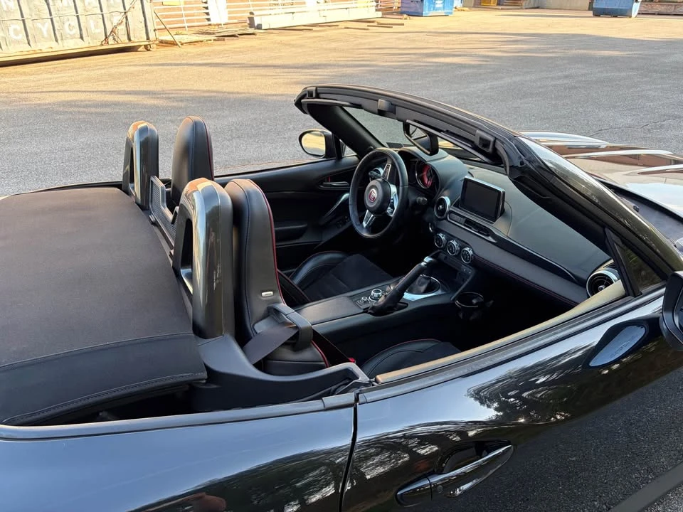 2018 Fiat 124 Spider - Image 11 of 14