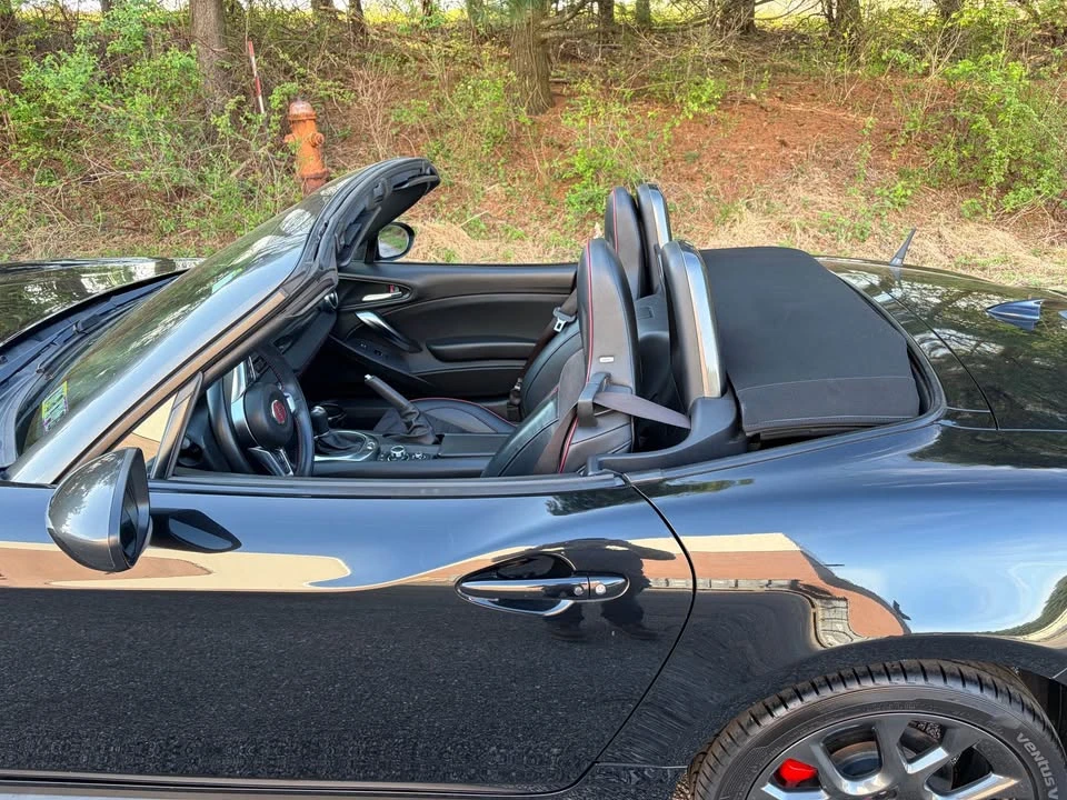 2018 Fiat 124 Spider - Image 10 of 14