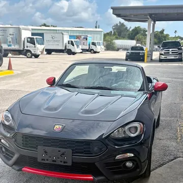 2018 Fiat 124 Spider Abarth Convertible 2D