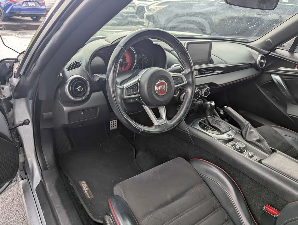 2018 Fiat 124 Spider - Image 6 of 7