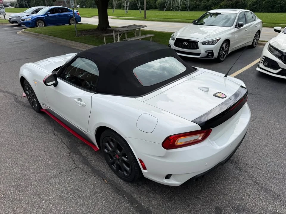 2018 Fiat 124 Spider - Image 14 of 20