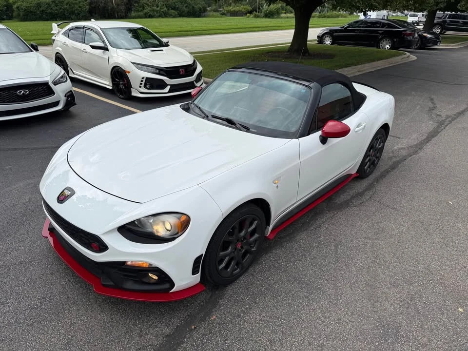 2018 Fiat 124 Spider - Image 9 of 20