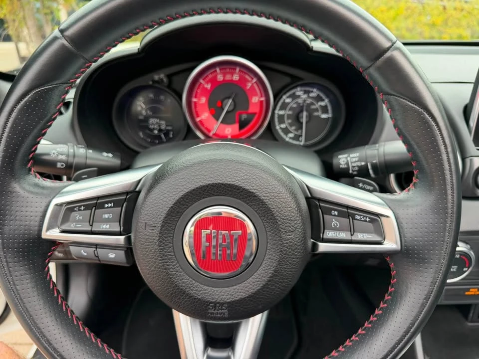 2018 Fiat 124 Spider - Image 17 of 20