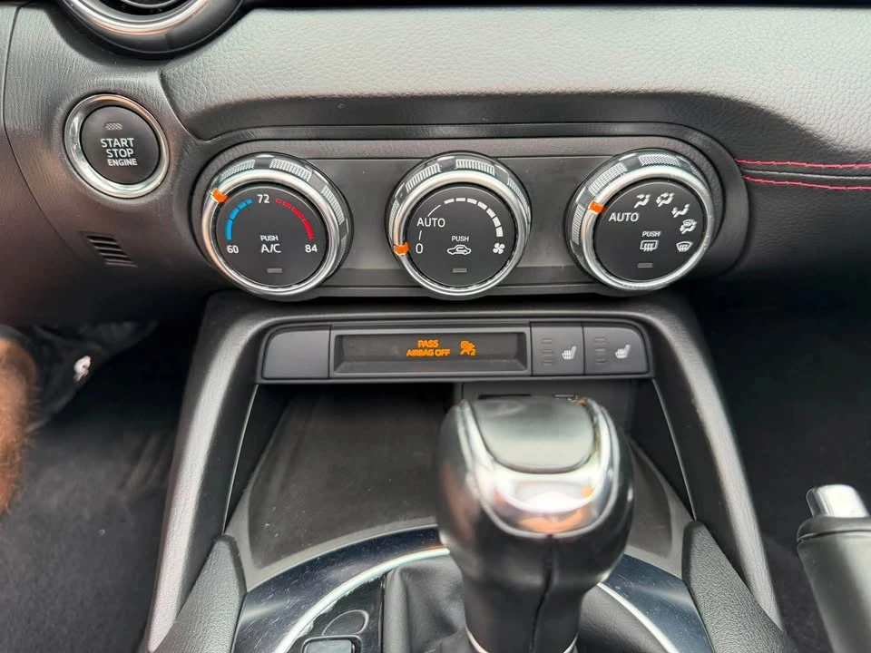 2018 Fiat 124 Spider - Image 15 of 20