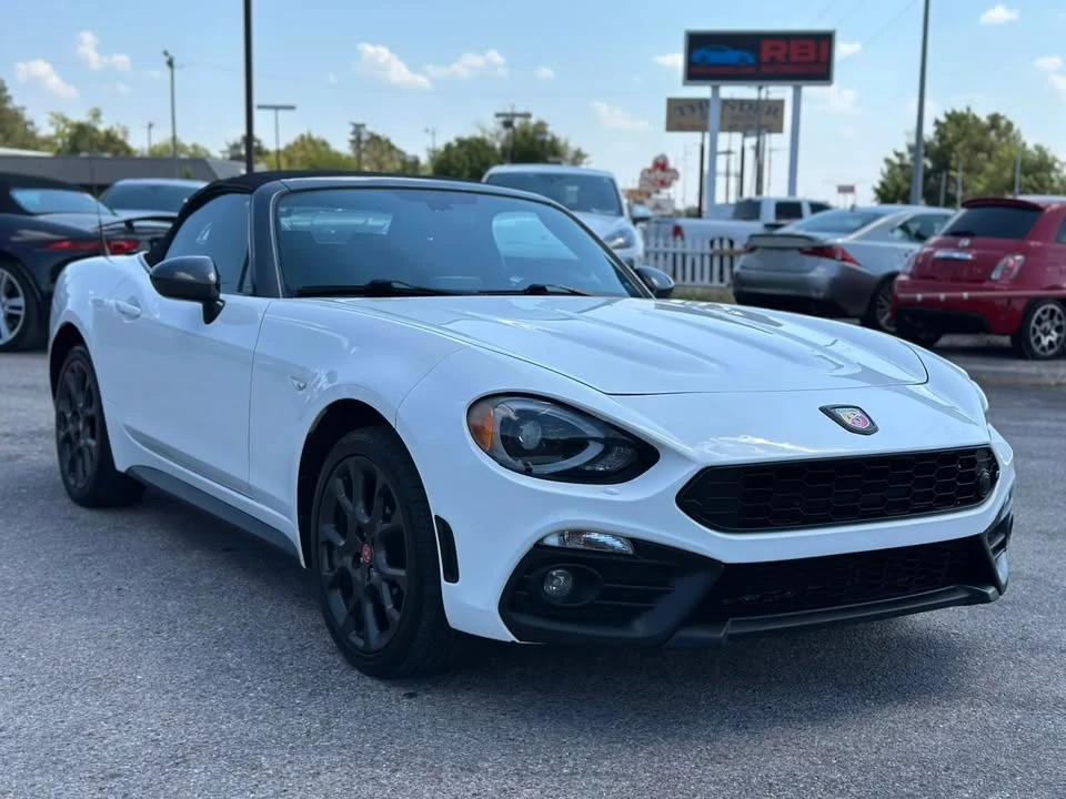 2018 Fiat 124 Spider - Image 7 of 20