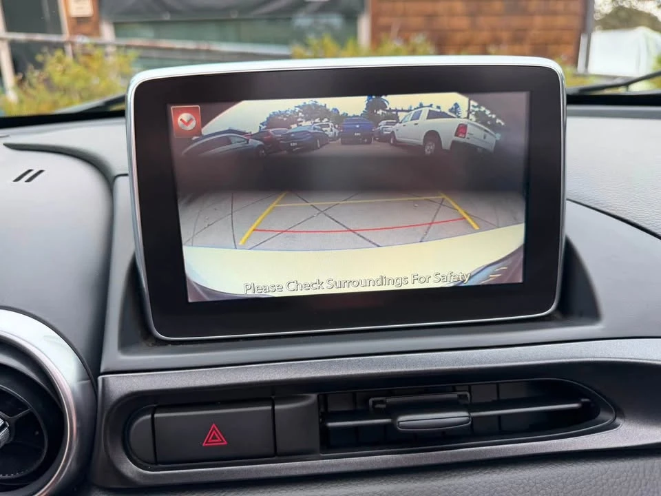 2018 Fiat 124 Spider - Image 16 of 20