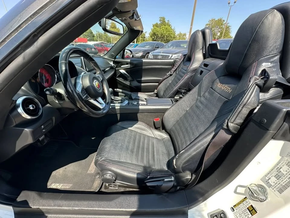 2018 Fiat 124 Spider - Image 18 of 20