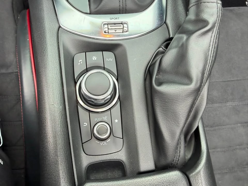2018 Fiat 124 Spider - Image 18 of 20