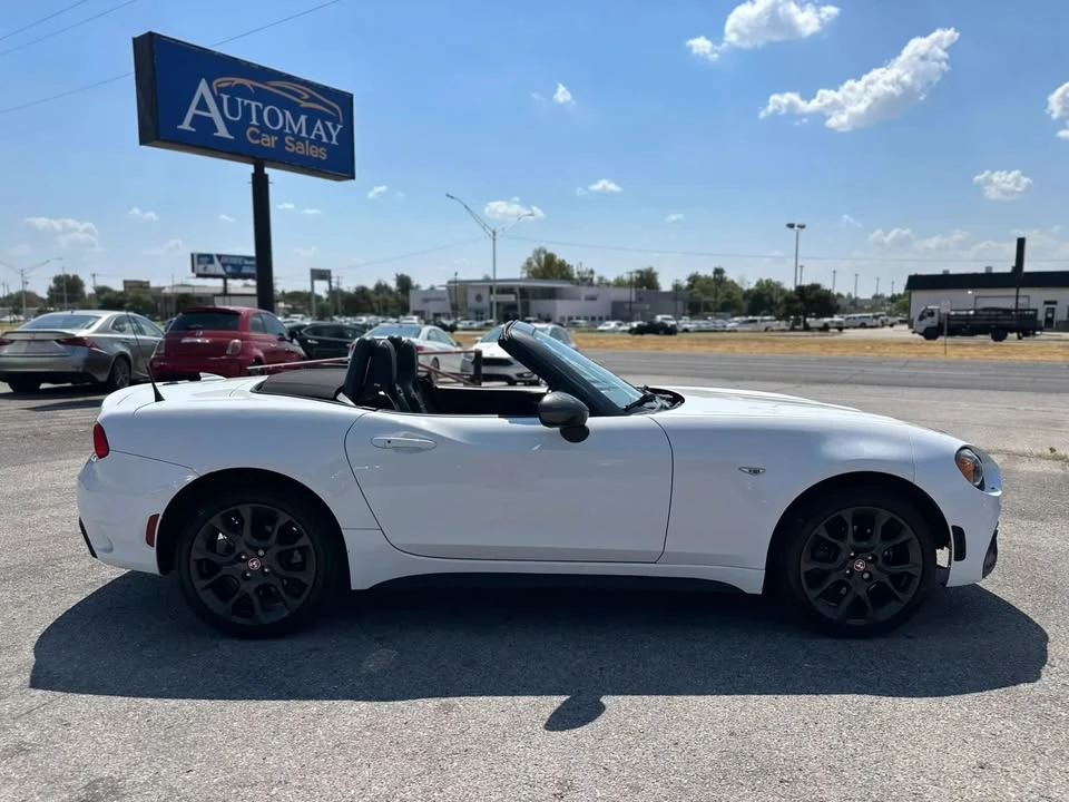 2018 Fiat 124 Spider - Image 8 of 20