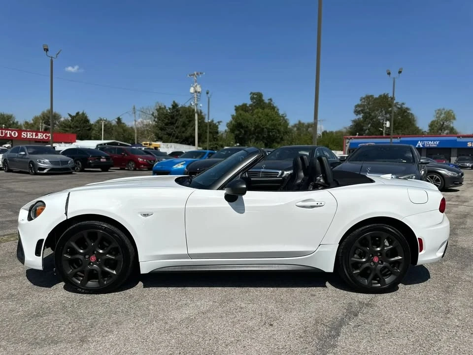 2018 Fiat 124 Spider - Image 16 of 20