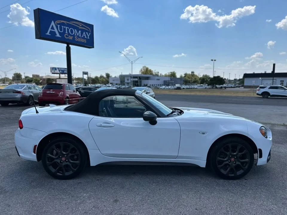 2018 Fiat 124 Spider - Image 9 of 20