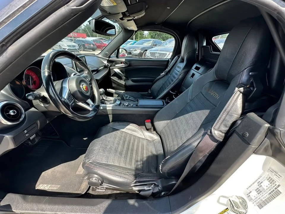 2018 Fiat 124 Spider - Image 19 of 20