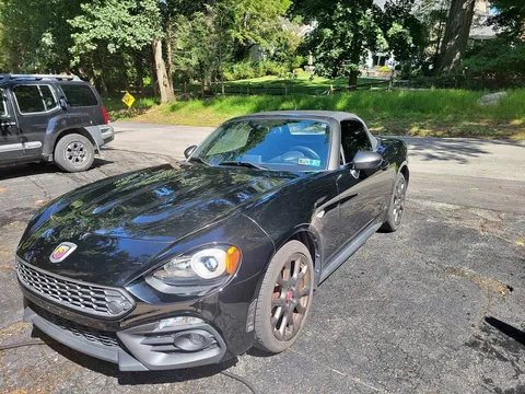 2018 Fiat 124 Spider Abarth Convertible 2D