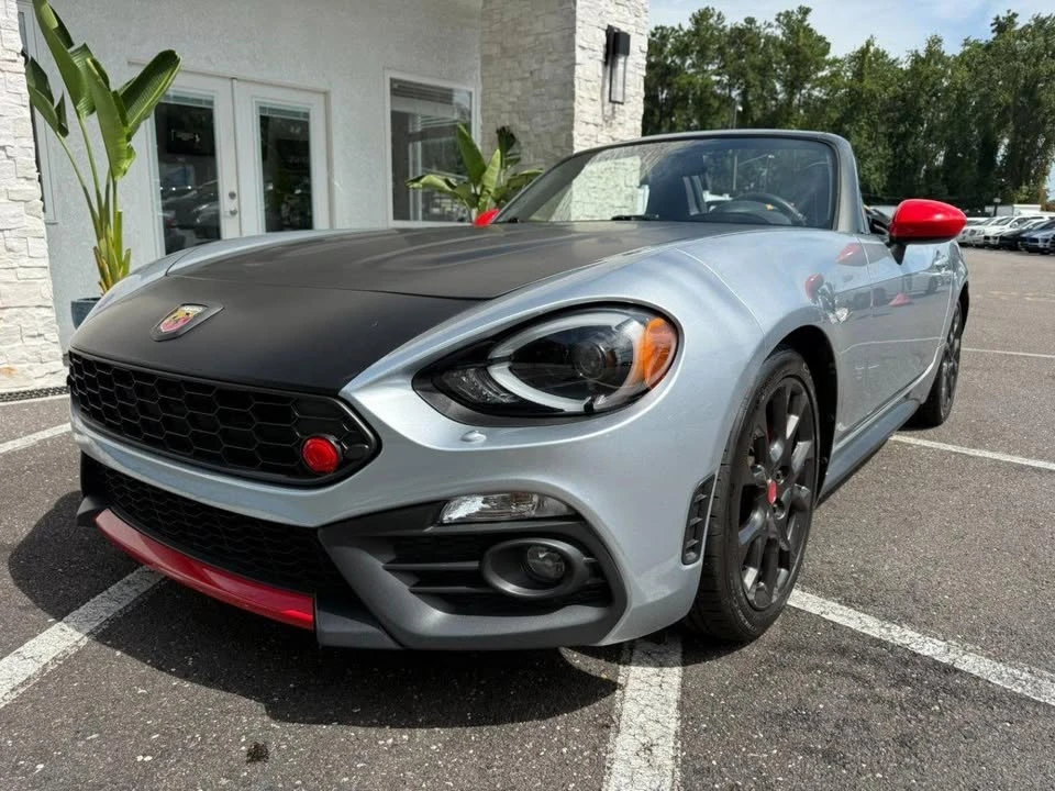 2018 Fiat 124 Spider - Image 10 of 20