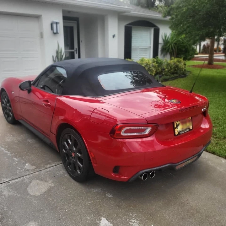 2018 Fiat 124 Spider - Image 8 of 10