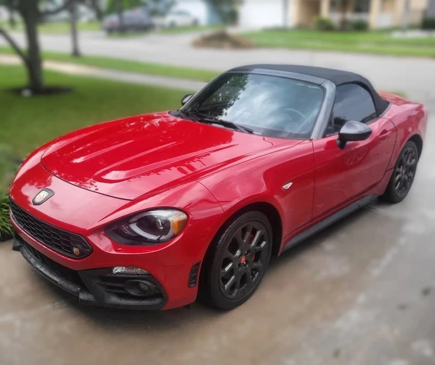 2018 Fiat 124 Spider - Image 10 of 10