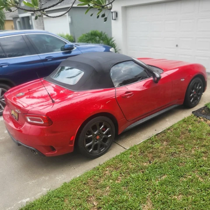 2018 Fiat 124 Spider - Image 7 of 10