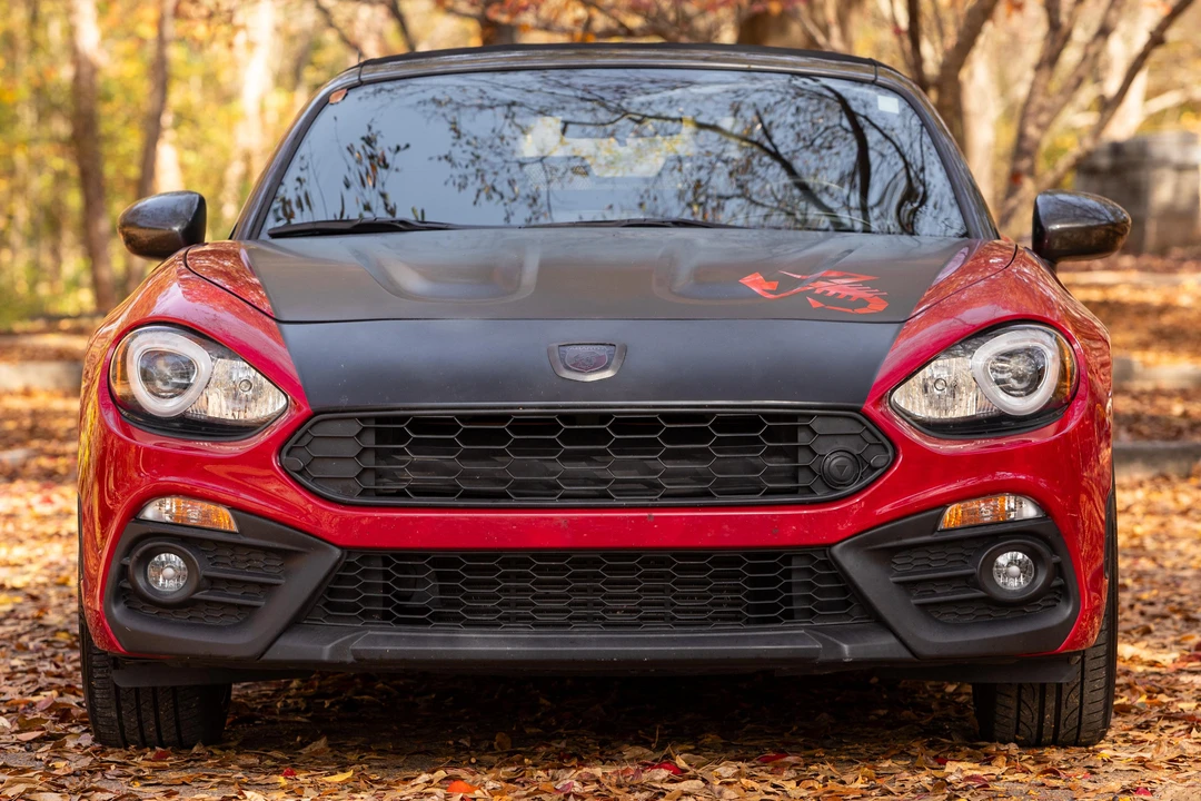 2018 Fiat 124 Spider - Image 10 of 31