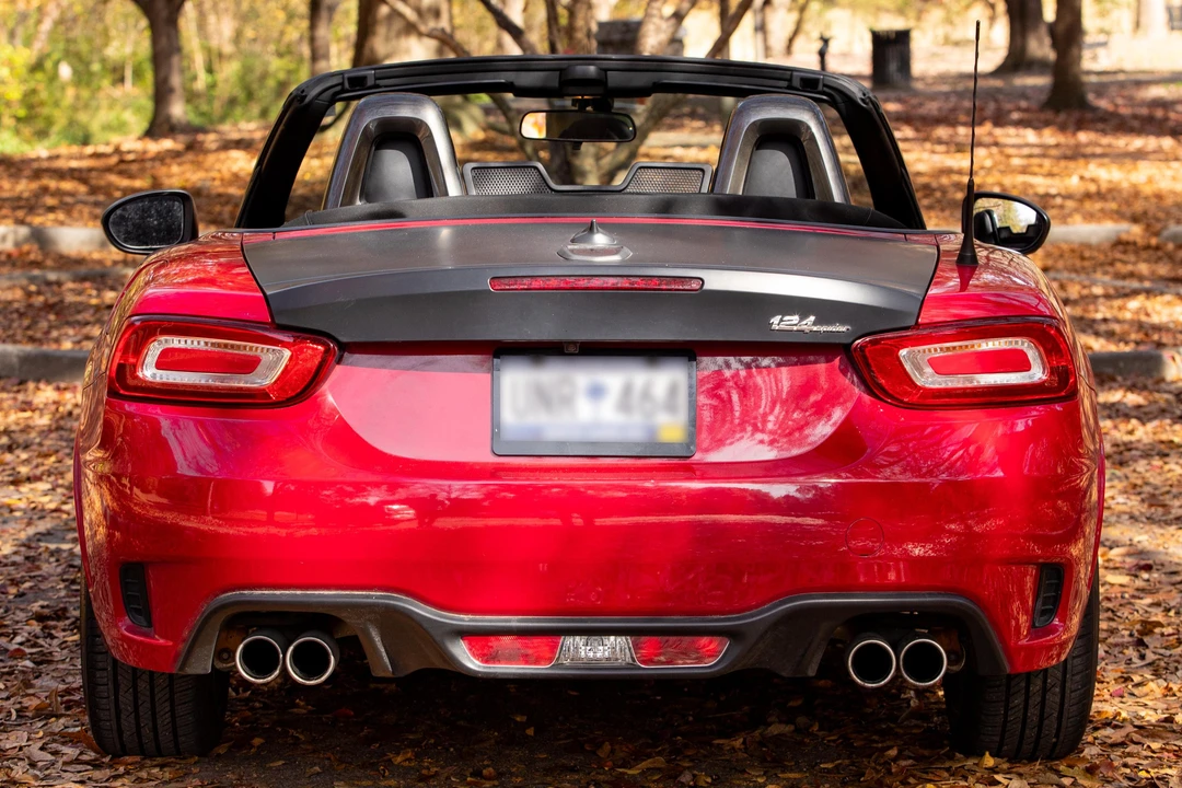 2018 Fiat 124 Spider - Image 5 of 31