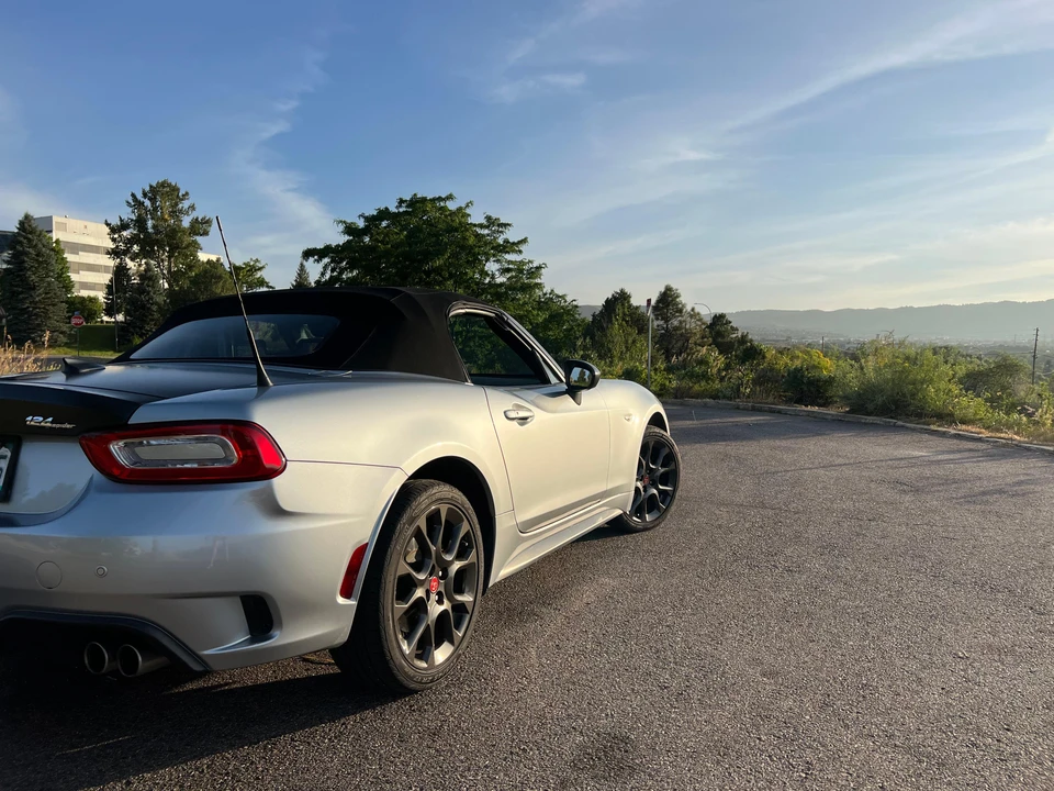 2018 Fiat 124 Spider - Image 30 of 31
