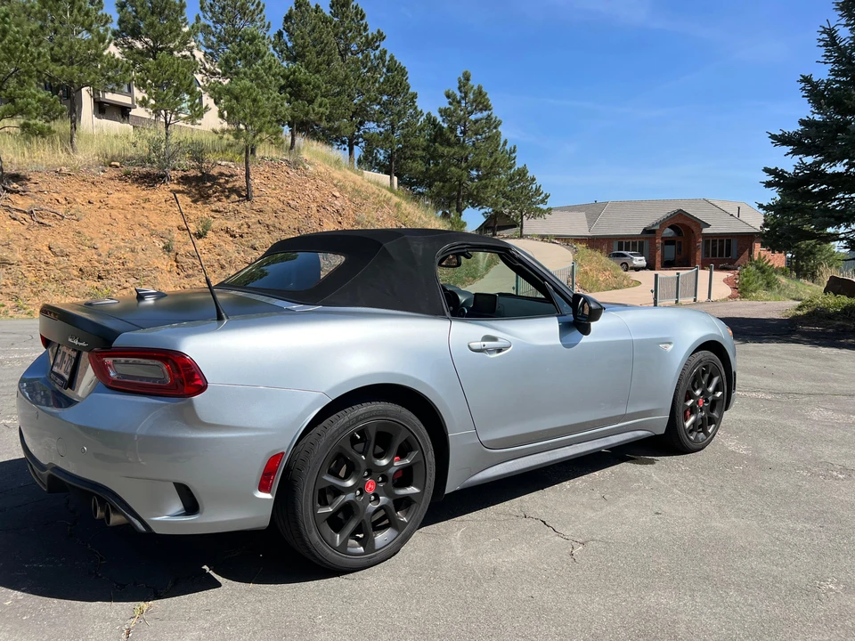 2018 Fiat 124 Spider - Image 21 of 31