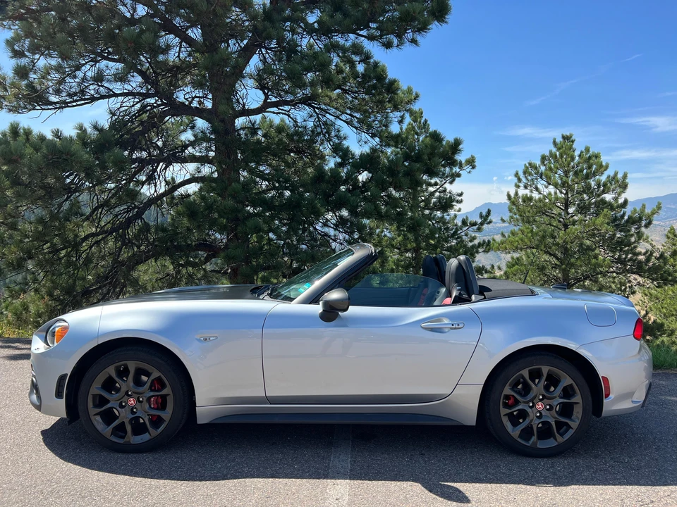 2018 Fiat 124 Spider - Image 7 of 31