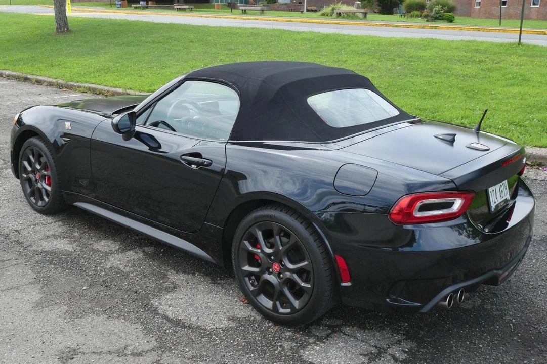 2018 Fiat 124 Spider - Image 4 of 31