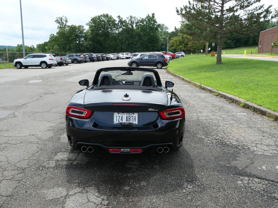 2018 Fiat 124 Spider - Image 18 of 31